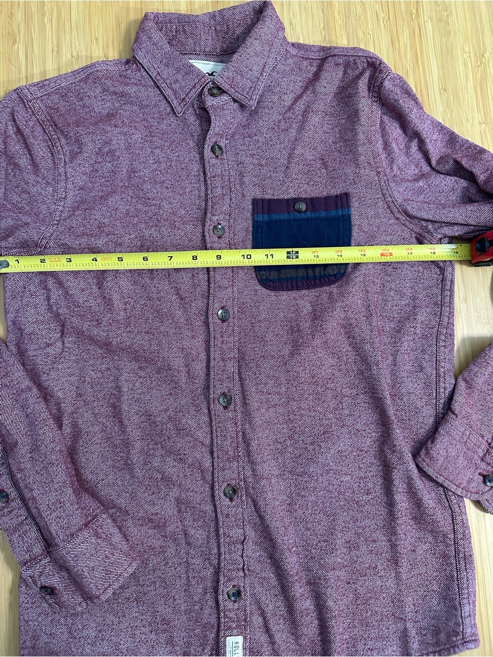 Hollister Men's Long-Sleeve Button-Up Shirt in Heathered Burgundy Flannel